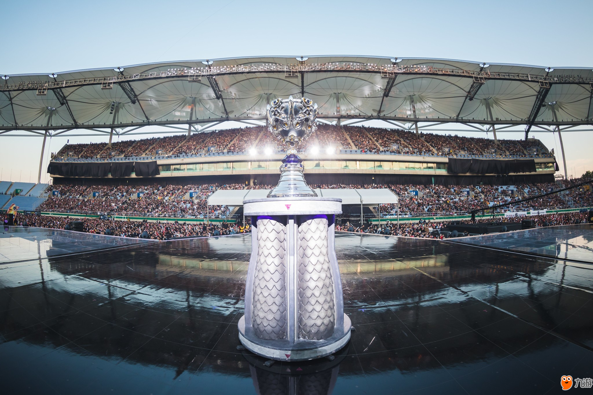 【战报】2025MSI季中冠军杯Day2综述，RNG光速拿下，C9爆冷告负